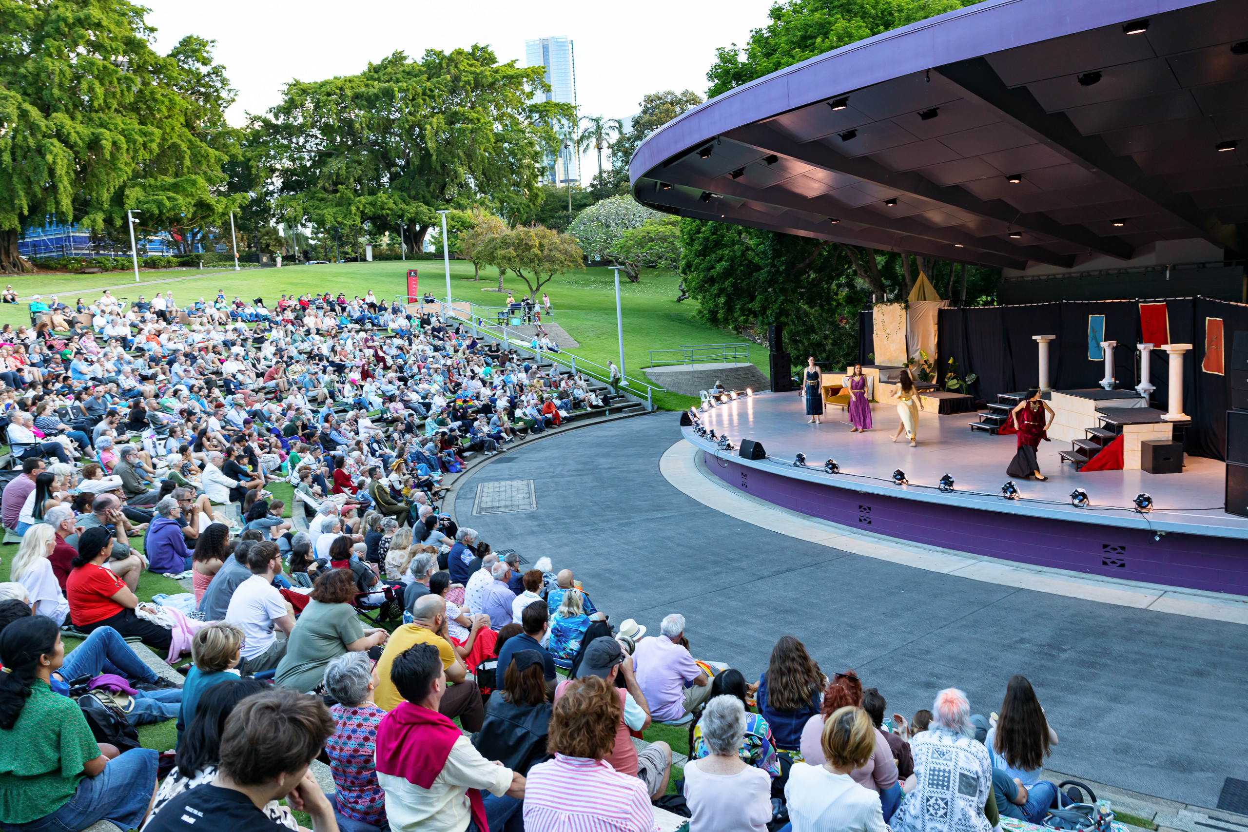 4MBS BRISBANE SHAKESPEARE FESTIVAL